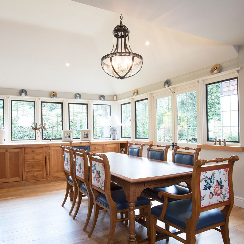 Arts and crafts kitchen diner: residential interior design by Studio G for a Arts and Crafts residence in Esher, Surrey