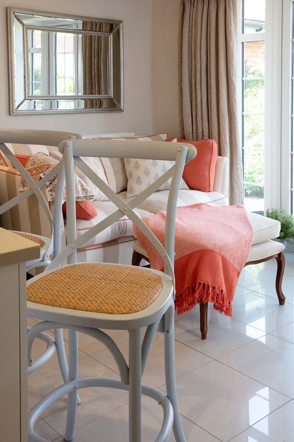 Breakfast room: residential interior design by Studio G for a luxury family home in Godalming, Surrey