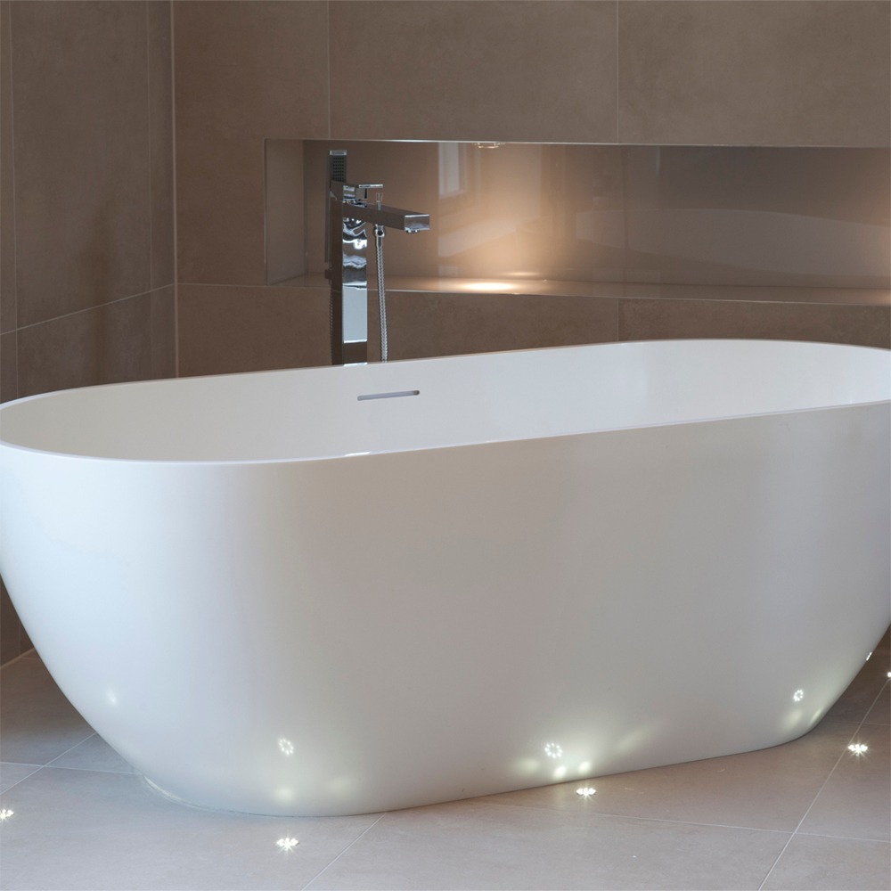 Luxury bath: residential interior design by Studio G for a luxury contemporary residence in Cobham, Surrey