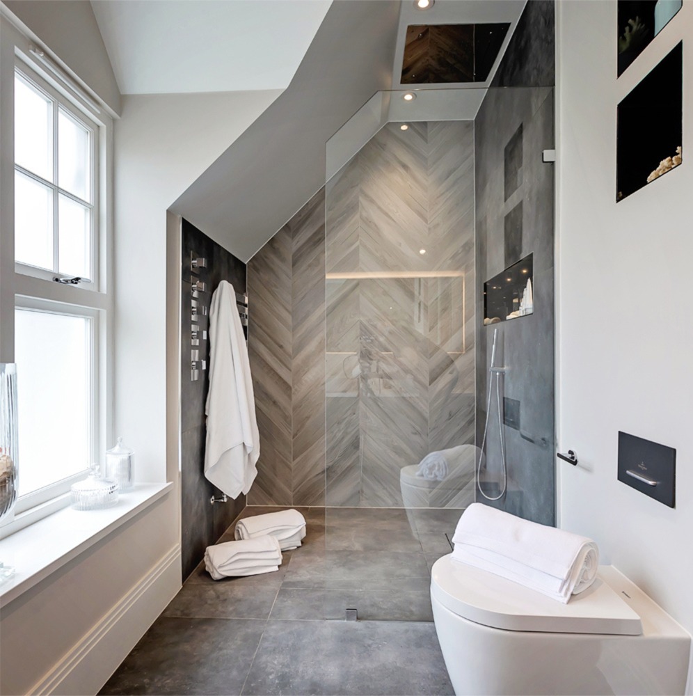 Bespoke bathroom design with en suite walk in shower: residential interior design by Studio G for a New England style home in Surrey