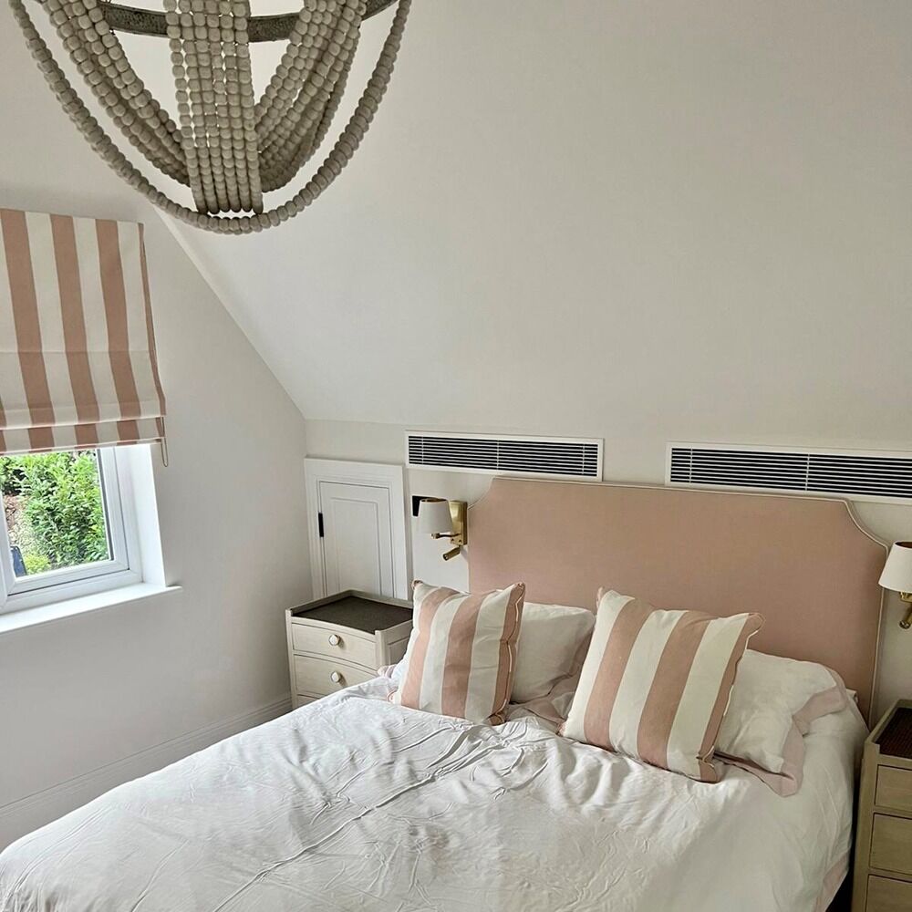 Guest bedroom: residential interior design by Studio G for a classic luxury home in Surrey