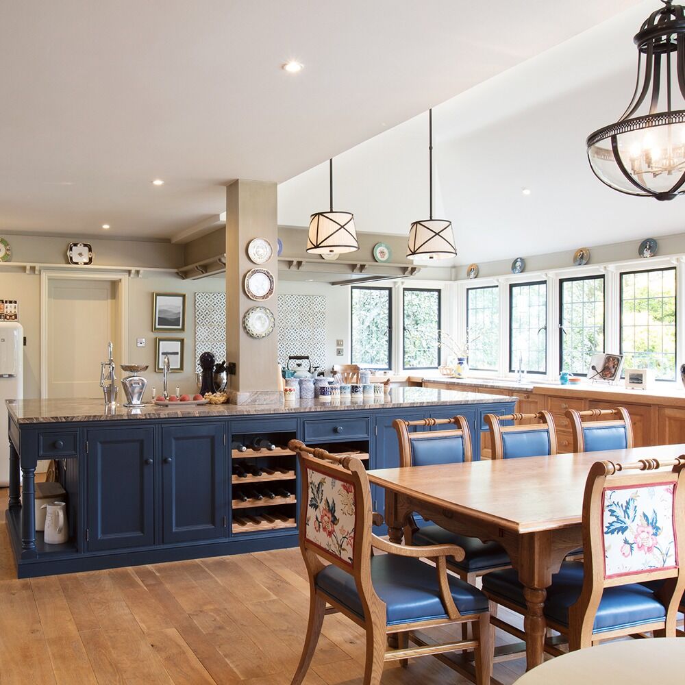 Bespoke kitchen: residential interior design by Studio G for a Arts and Crafts residence in Esher, Surrey