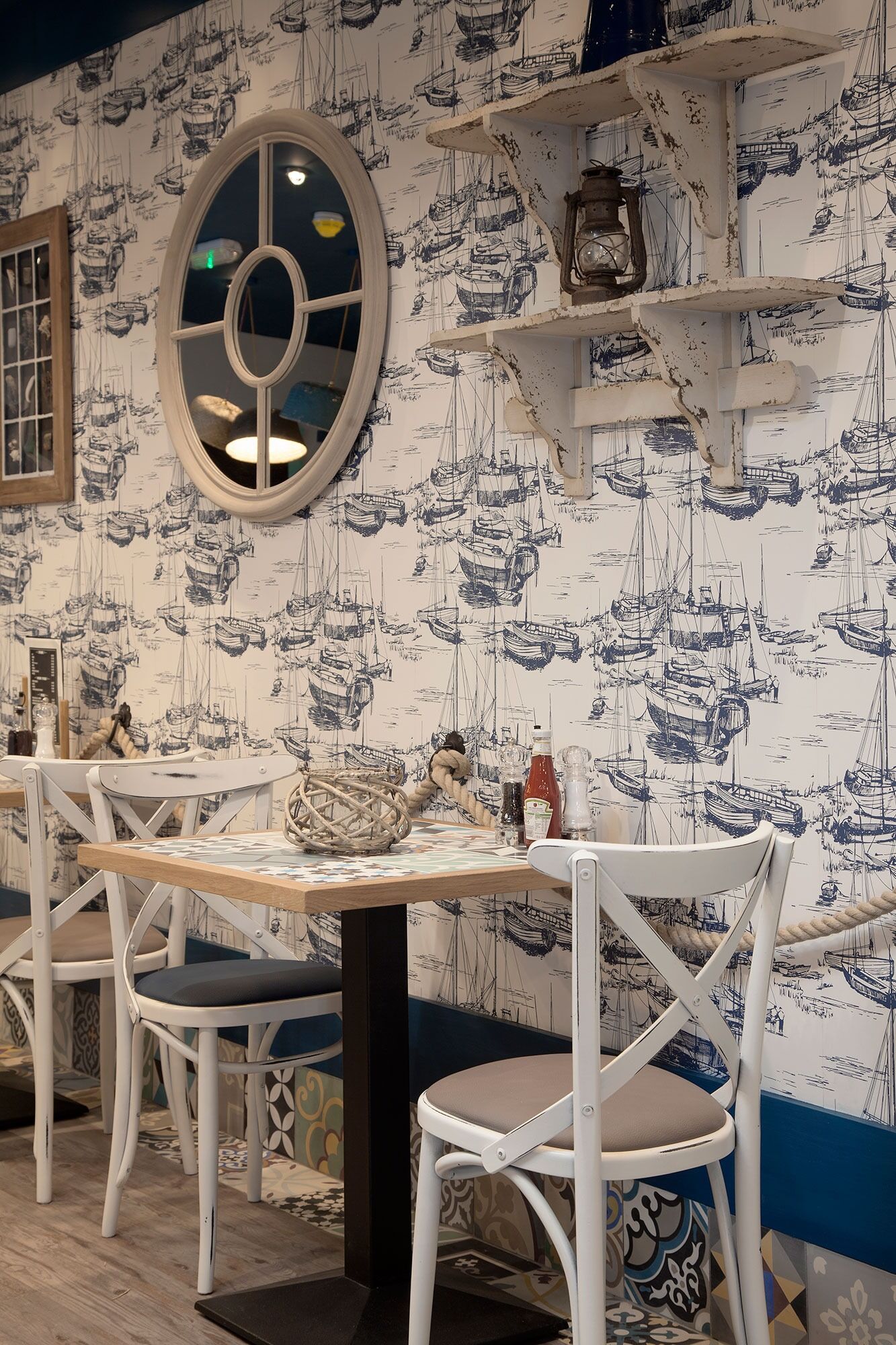 Seafood restaurant: commercial interior design by Studio G for a seafood restaurant in Kent